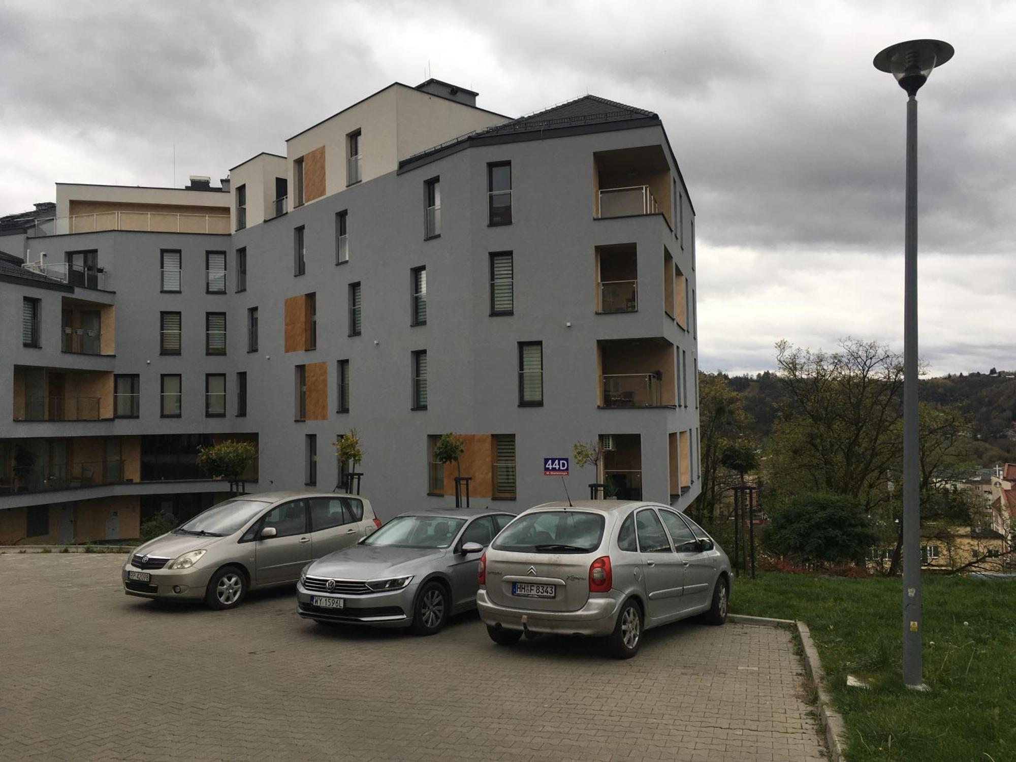 Apartment With Beautiful Views Пжемысл Экстерьер фото